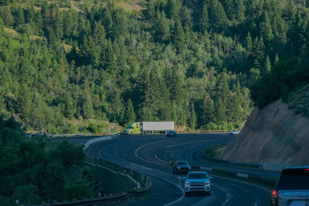 Oregonians on the Move – Top Destinations After Leaving Oregon, Says Interstate Moving