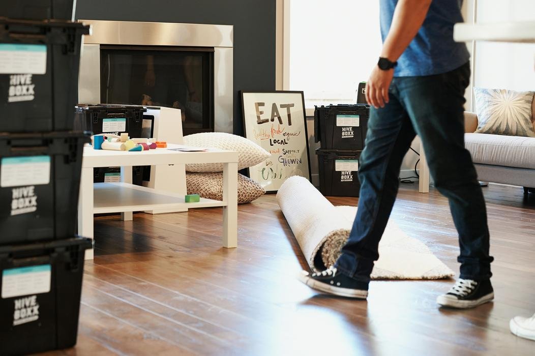 How to Downsize Before an Interstate Move: A Room-by-Room Guide
